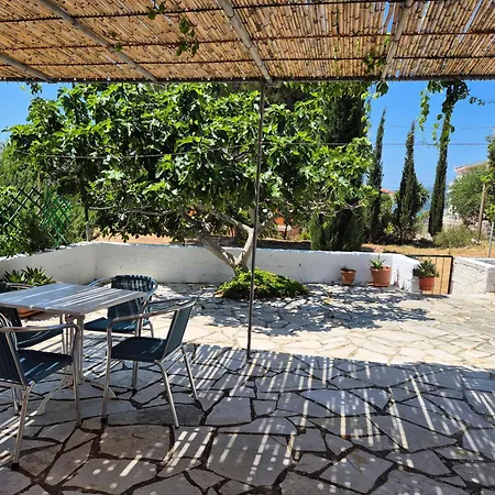 Casa Di Pietro 1 *